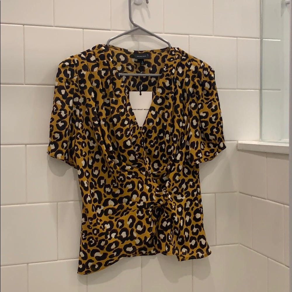 Modern Leopard Blouse with buttons
